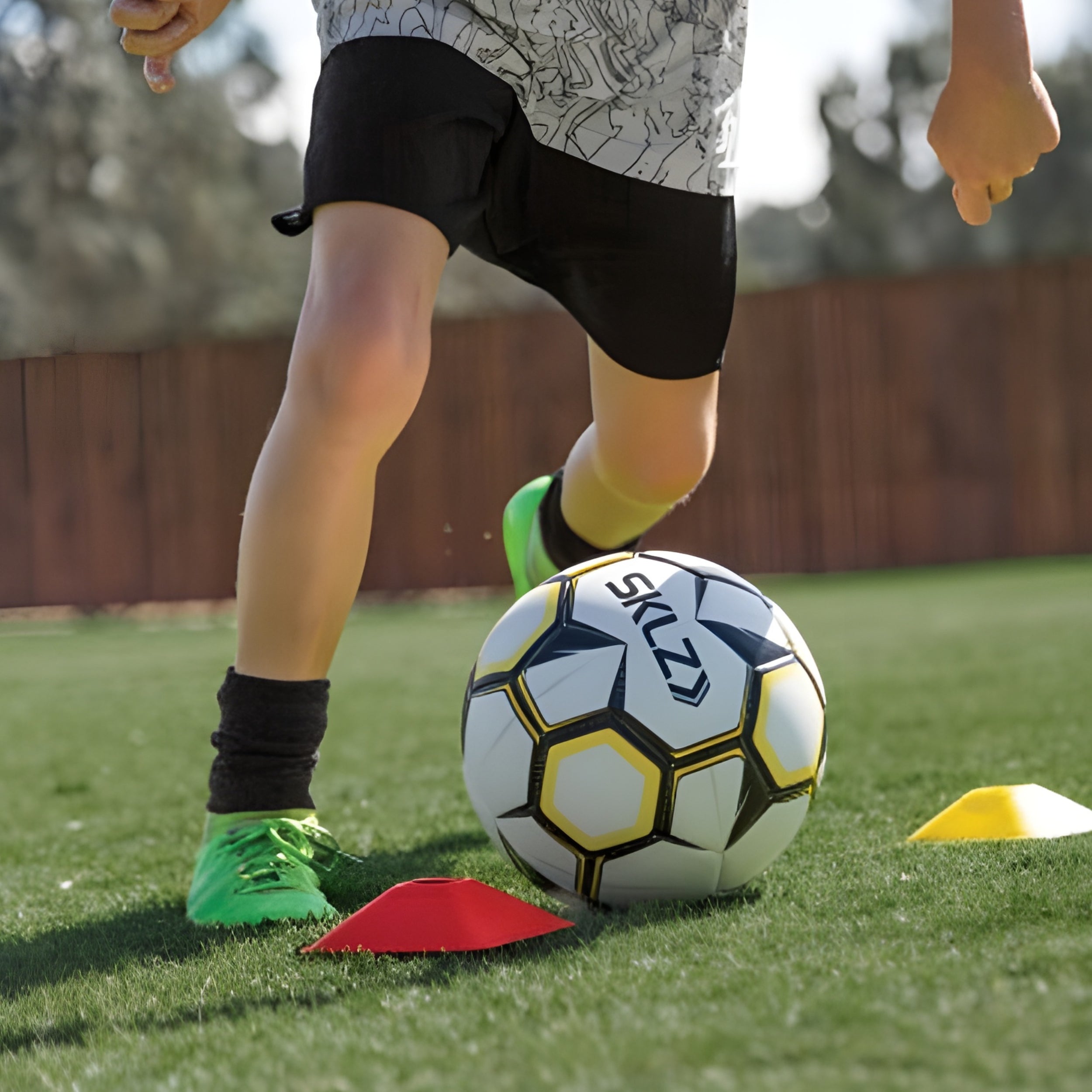 SKLZ CONES MINI 2INCH HIGH VISIBILITY MARKER SET (50)